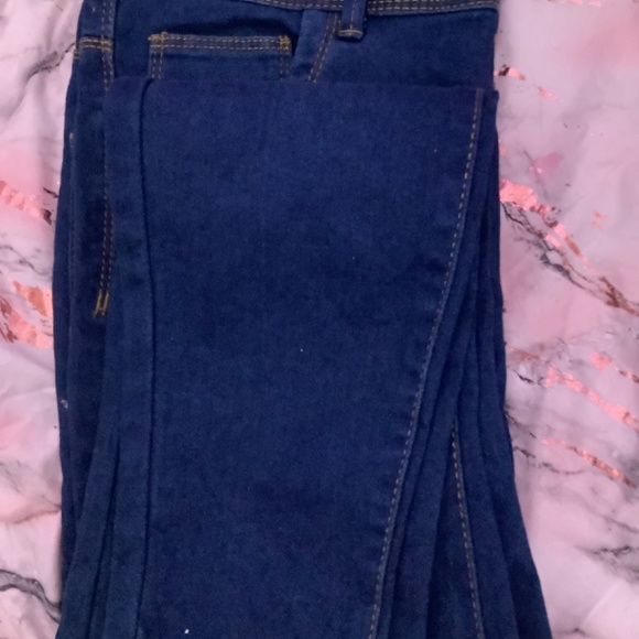 Jeans - Picture 2 of 2